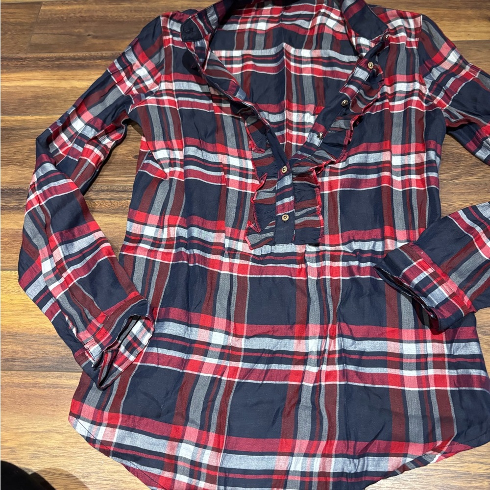 NWT Xs blouse.
